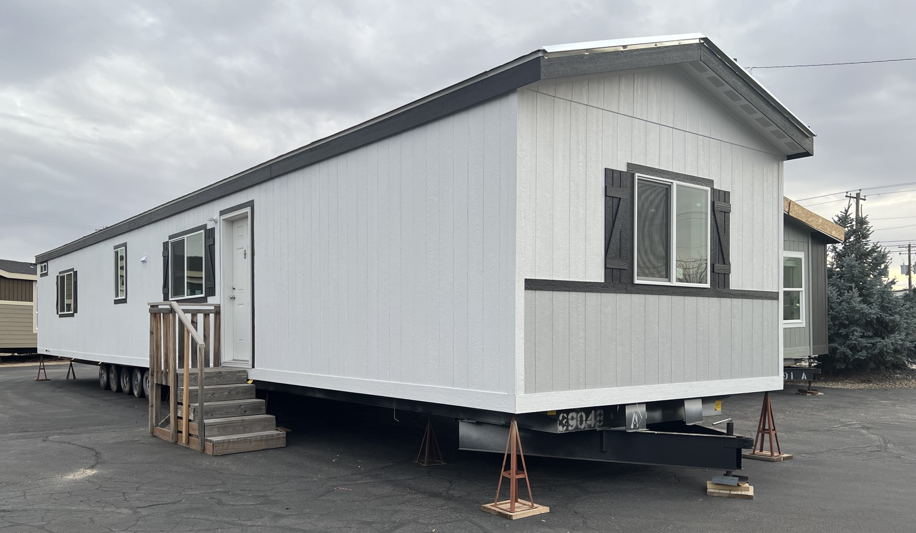 Affordable homeownership with this 2-bedroom Fleetwood Broadmore 14663B.