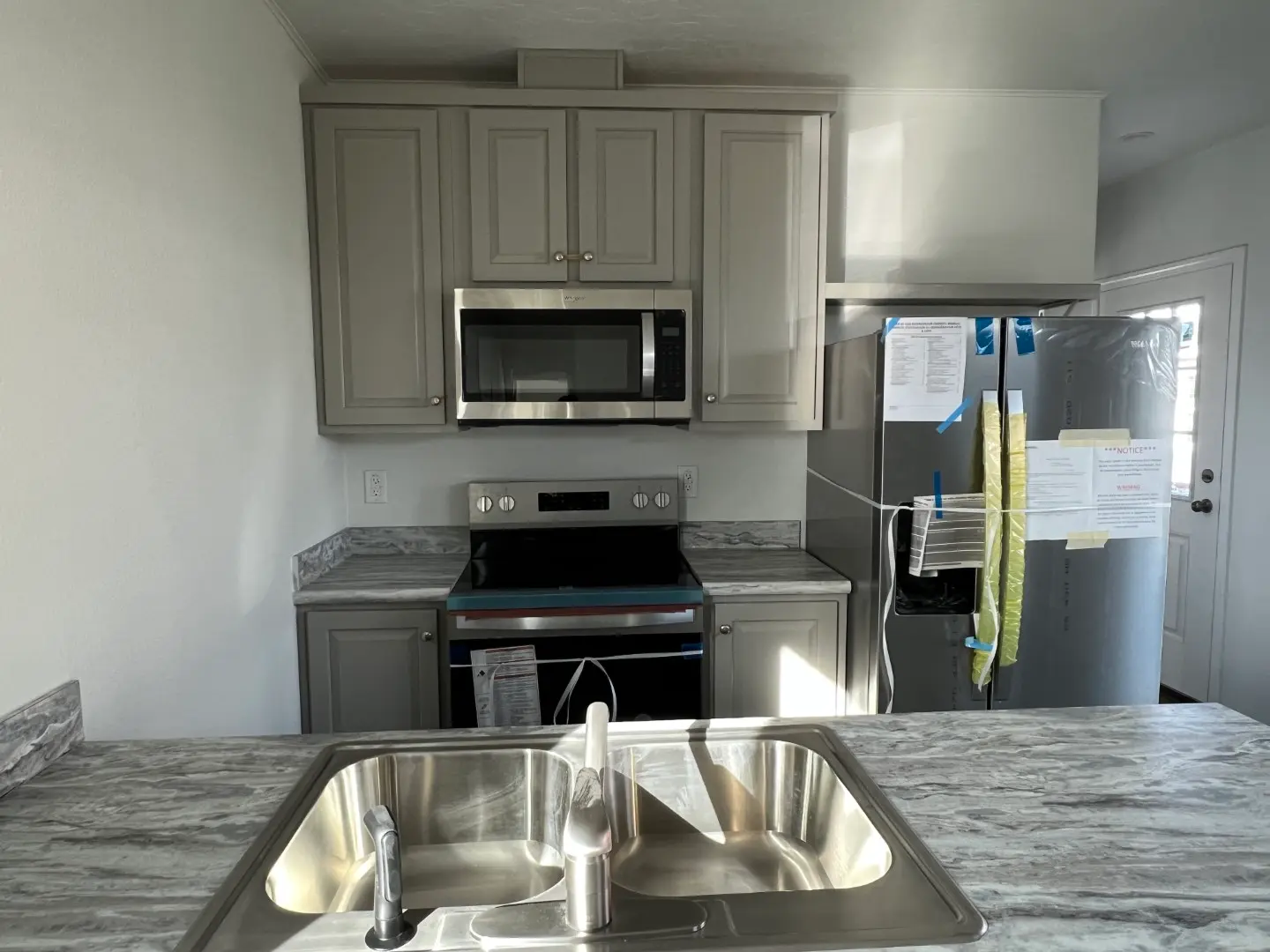 1460H mobile home kitchen