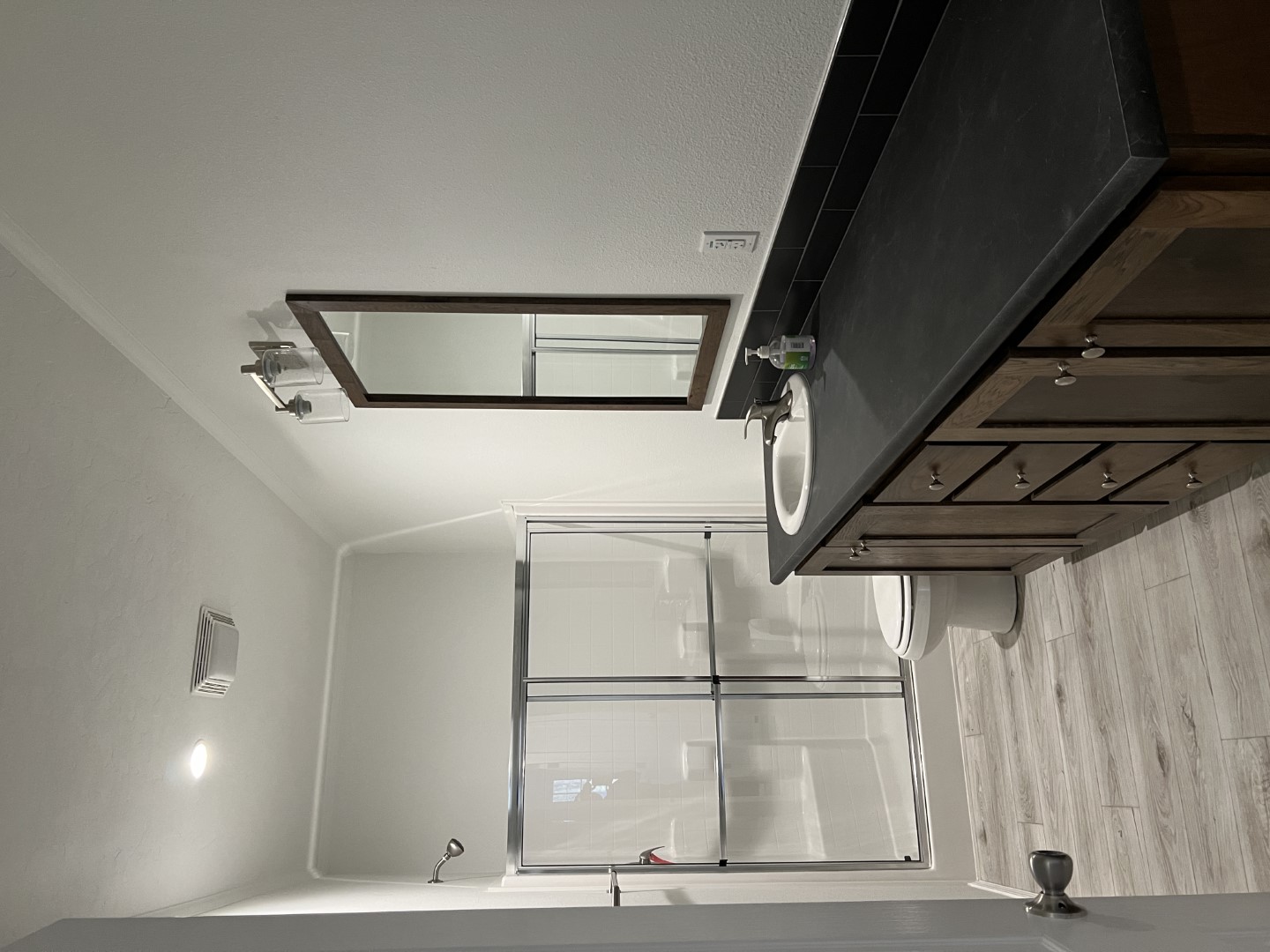 Functional and stylish bathroom in the CB4442C Champion homes of Idaho